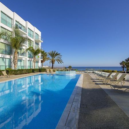 Coralli A 305 Protaras Bagian luar foto